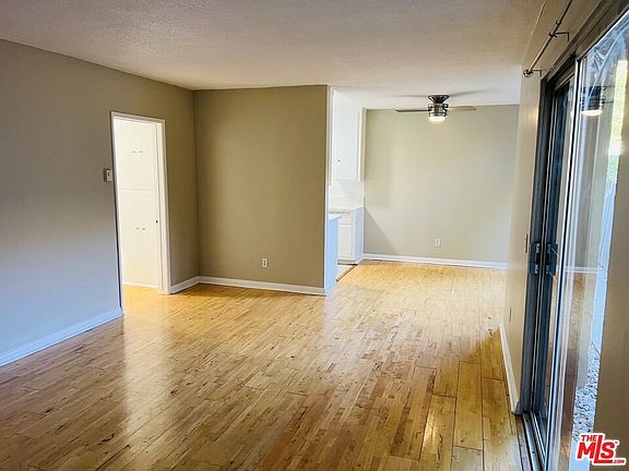 3rd image of 1646 Franklin St APT B