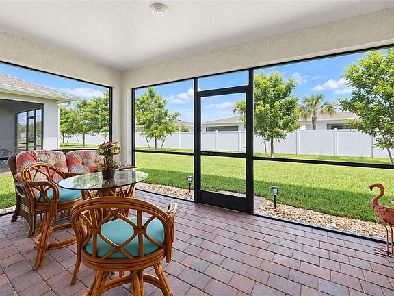 4th image of 16111 BRIDLE RIDGE STREET
