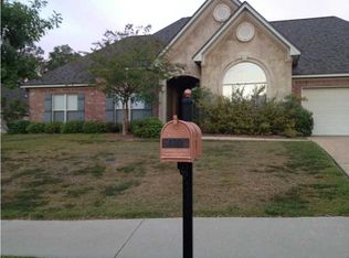 110 Stonewalk Ct, Clinton, MS 39056