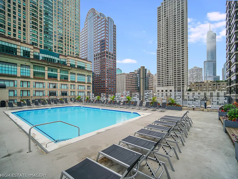 30 E Huron St #3109 — Photo 13