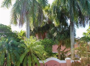 1153 NW 100th Ave, Pembroke Pines, FL 33024