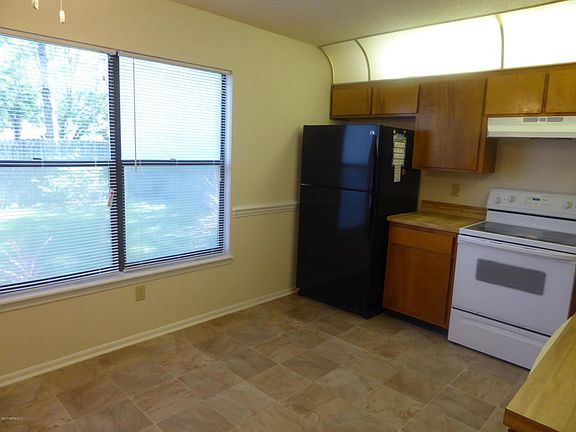 5th image of 3429 Regatta Way