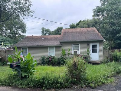 16 Mills Path, Ronkonkoma, NY, 11779