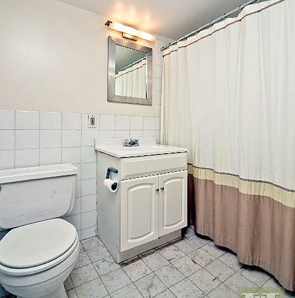 4th image of 410 W 25th St APT 1B