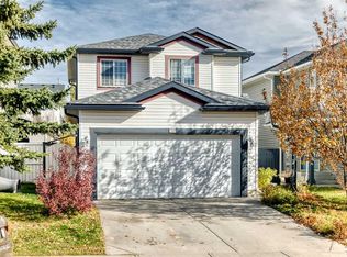 99 W Covewood Park NE, Calgary, AB T3K 4T2