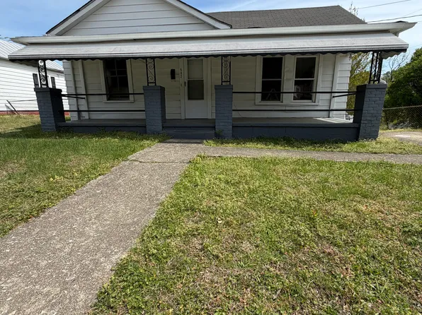 502 Locust Ln, Danville, VA 24540