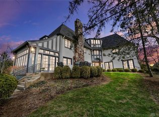 125 Park Ave, Oakwood, OH 45419