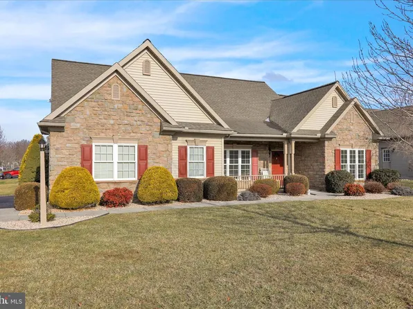 195 Sweet Birch Ln, Womelsdorf, PA 19567