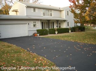 1500 Meadow Lake Ter, Kansas City, MO 64114