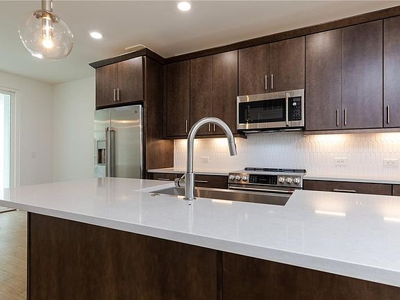 4th image of 383 Pratt Dr SE Unit 503