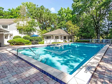 Lakewood Villas Apartments