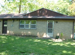 2465 Vaughn Dr, Manhattan, KS 66502