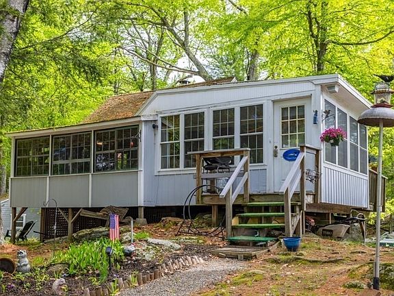 3rd image of 12 King Rd