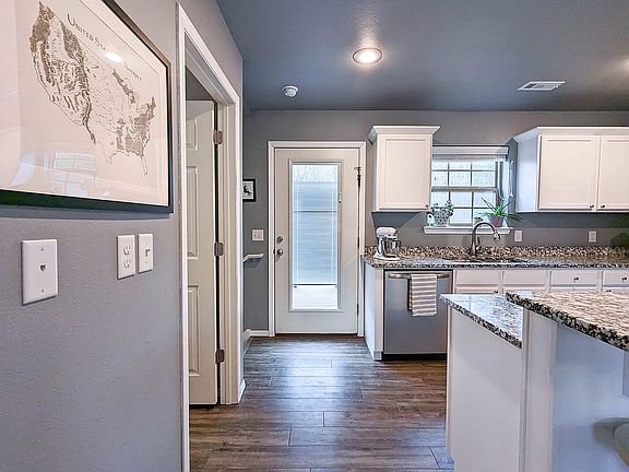 4th image of 2779 W Cottonwillow Way