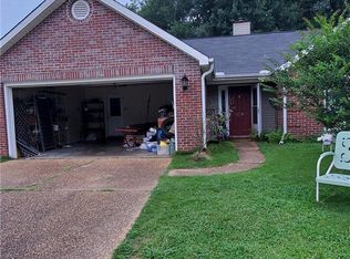 350 39th St, Northport, AL 35473