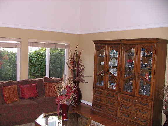 3rd image of 4688 Mia Cir