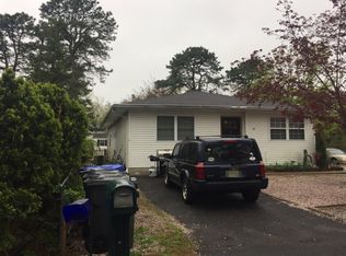 398 Godfrey Lake Dr, Brick, NJ 08724