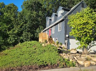 18 Heacock Crossbrook Rd #A, New Milford, CT 06776
