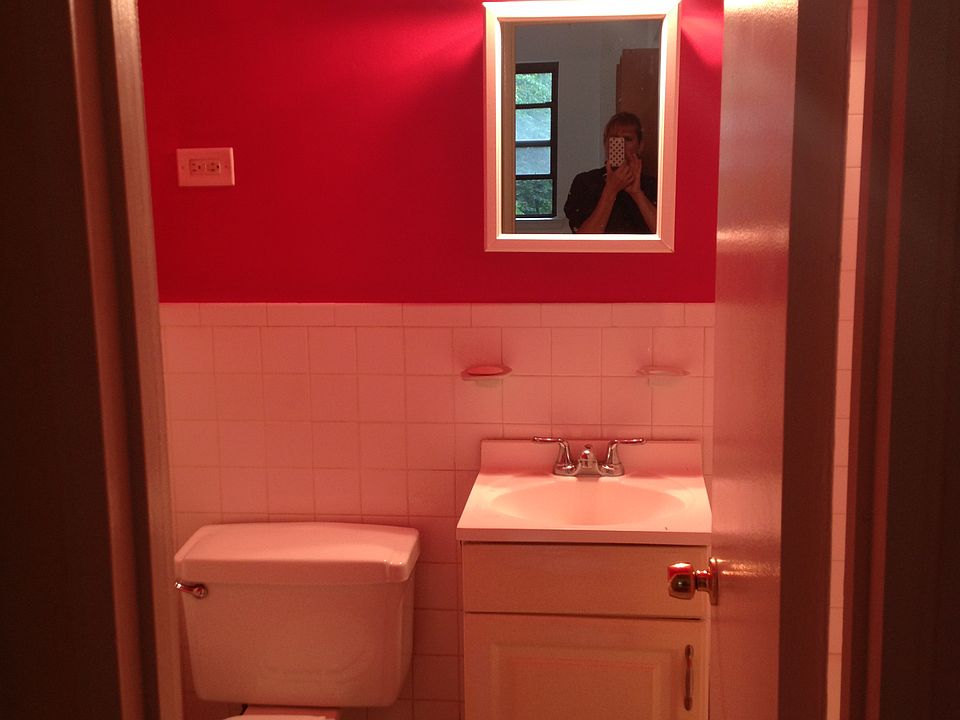 1st image of 20 Beekman Pl APT 2a