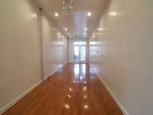 Rented by Compass | media 12