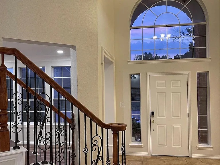 3808 Hunters Trl — Photo 3