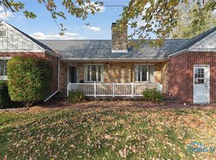 104 W Lutz Rd, Archbold, OH 43502