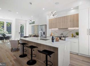 808 13th St NE #1, Washington, DC 20002