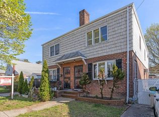 13838 63rd Ave, Flushing, NY 11367