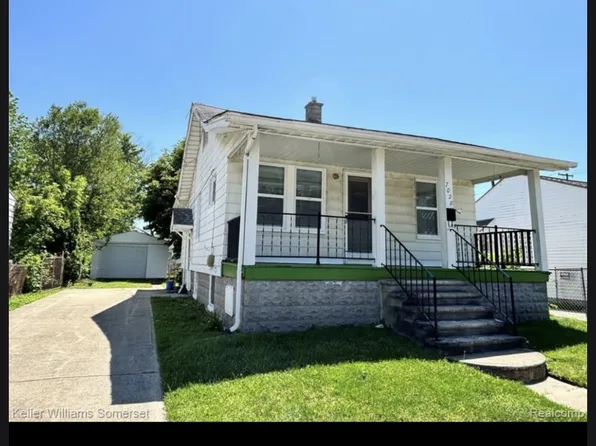7028 Studebaker Ave, Warren, MI 48091