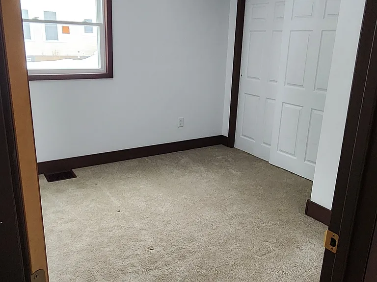 249 E 8th St #1 — Photo 5