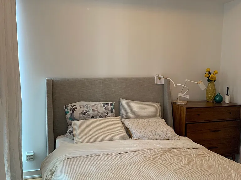 12 York St #1909 — Photo 11