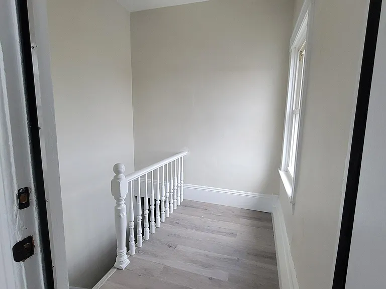 13 Regent Ave #2 — Photo 25