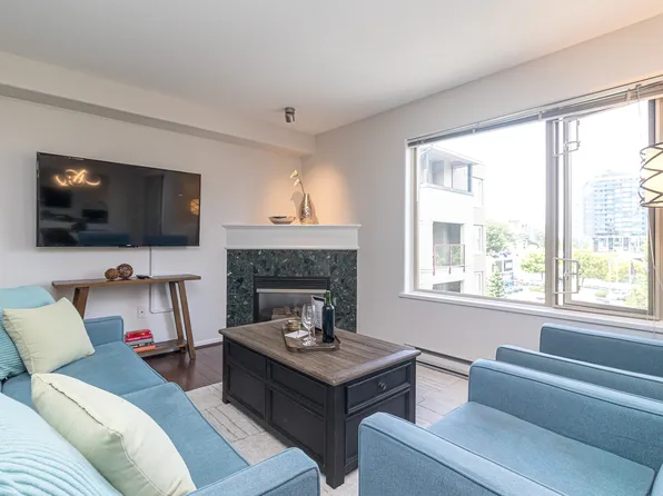 (undisclosed Address), Victoria, BC V9A 7M6