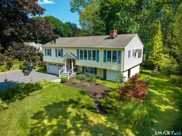 25 Olmstead Lane, Ridgefield, CT 06877