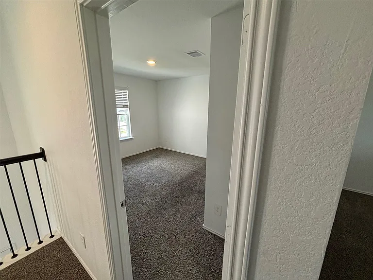 7326 Audubon Russet Dr — Photo 32