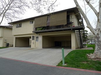 5th image of 6241 Longford Dr APT 2