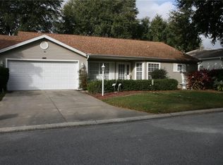 25235 River Crest Dr, Leesburg, FL 34748