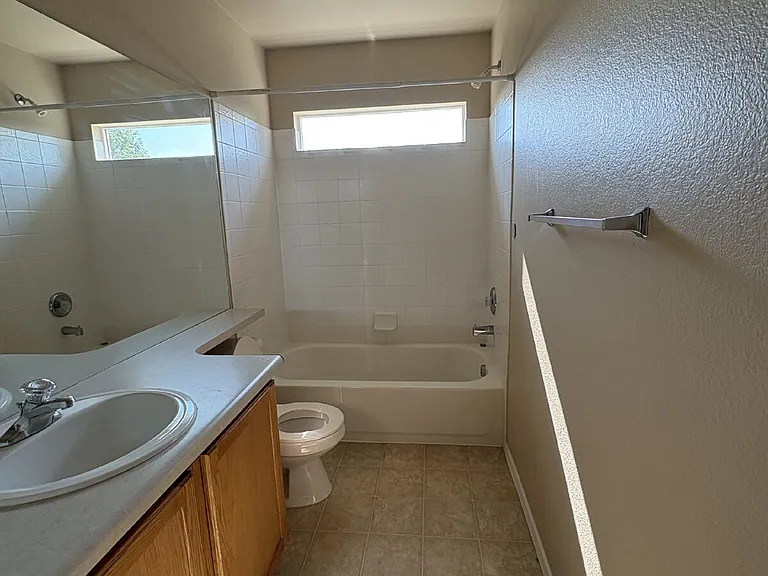 4521 Lazy River Dr — Photo 9