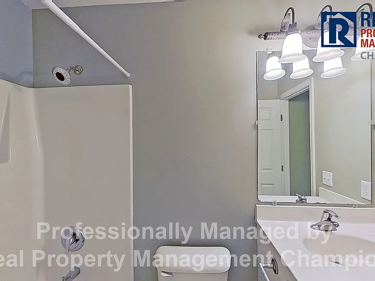 627 Tabor Ln — Photo 16