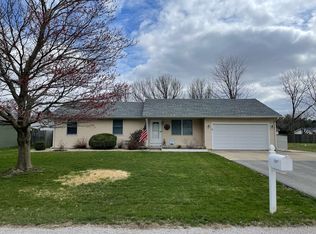 103 Schoolview Dr, Homer, IL 61849