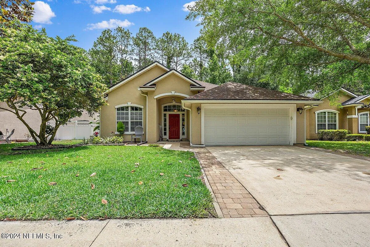 3 bed, 2.0 bath, 1948 sqft, $2,500 — Photo 1