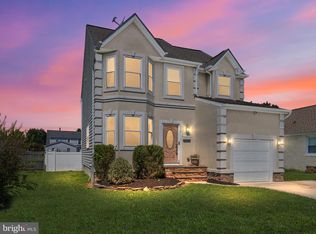 166 Meadow Rd, Pasadena, MD 21122