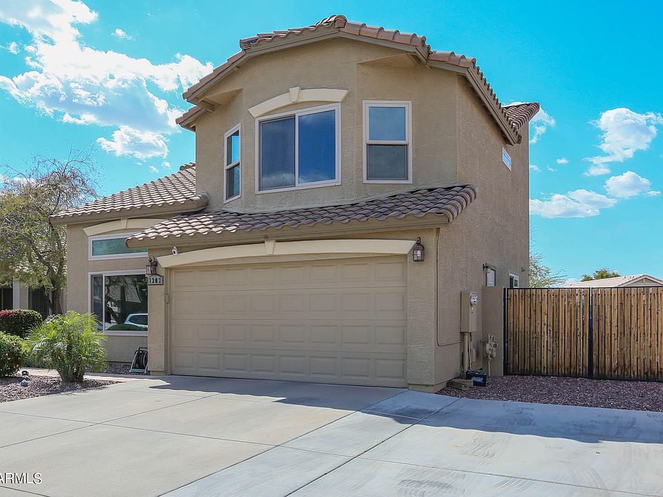1302 N McKenna Ln, Gilbert, AZ 85233 Zillow