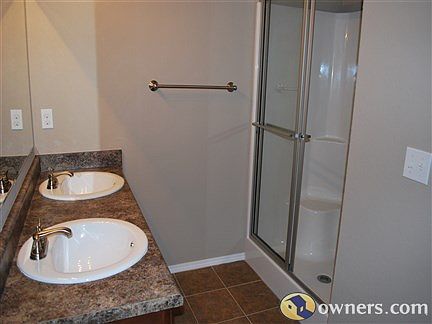 Master Bath: His/Her Sinks