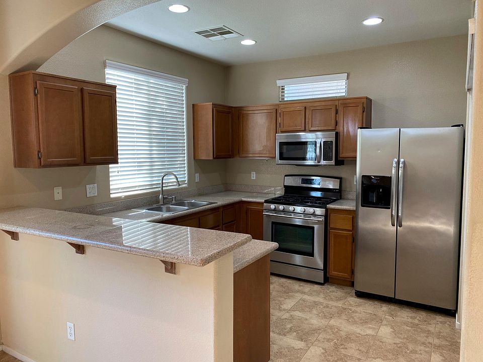 1st image of 1802 Versante Ave
