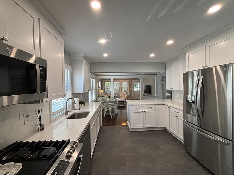 304 14th Ave — Photo 8