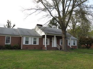 1406 Coventry Rd, High Point, NC 27262