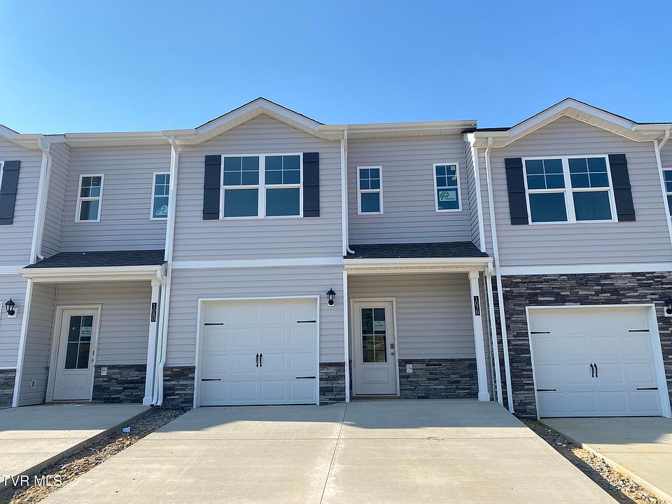 1st image of 1078 Saylors Pl