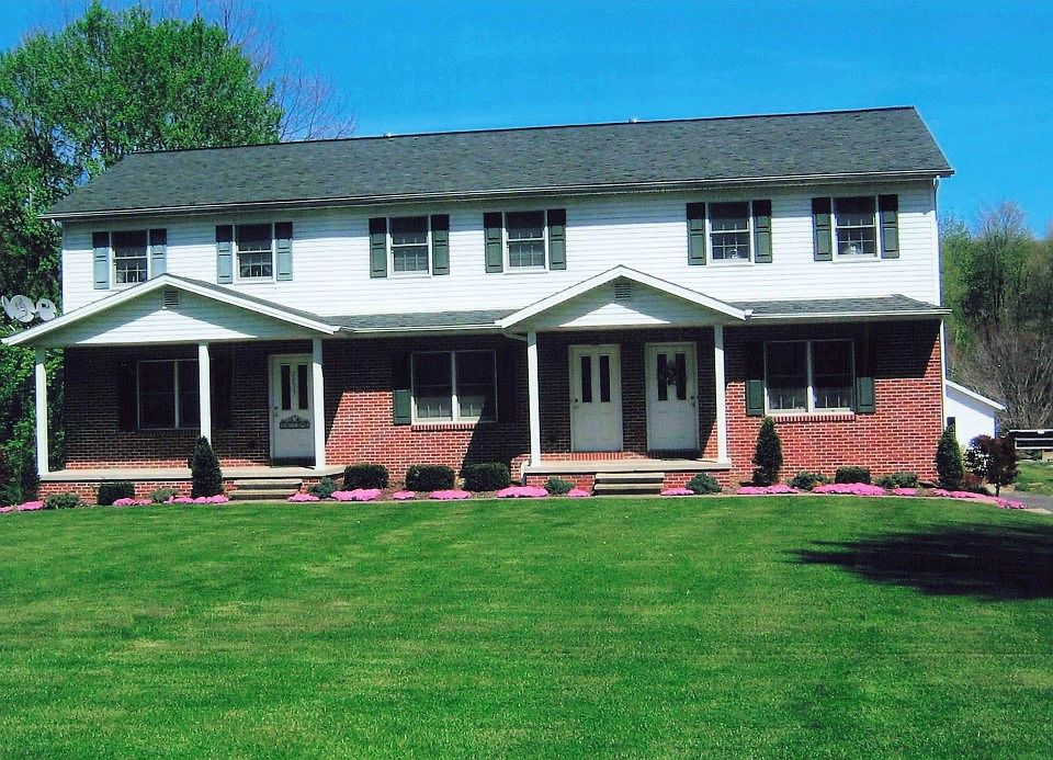 1st image of 2027 Parkdale Ave