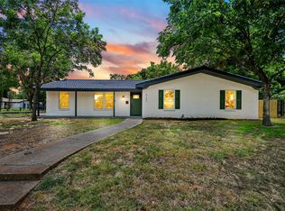 2102 W 11th St, Irving, TX 75060